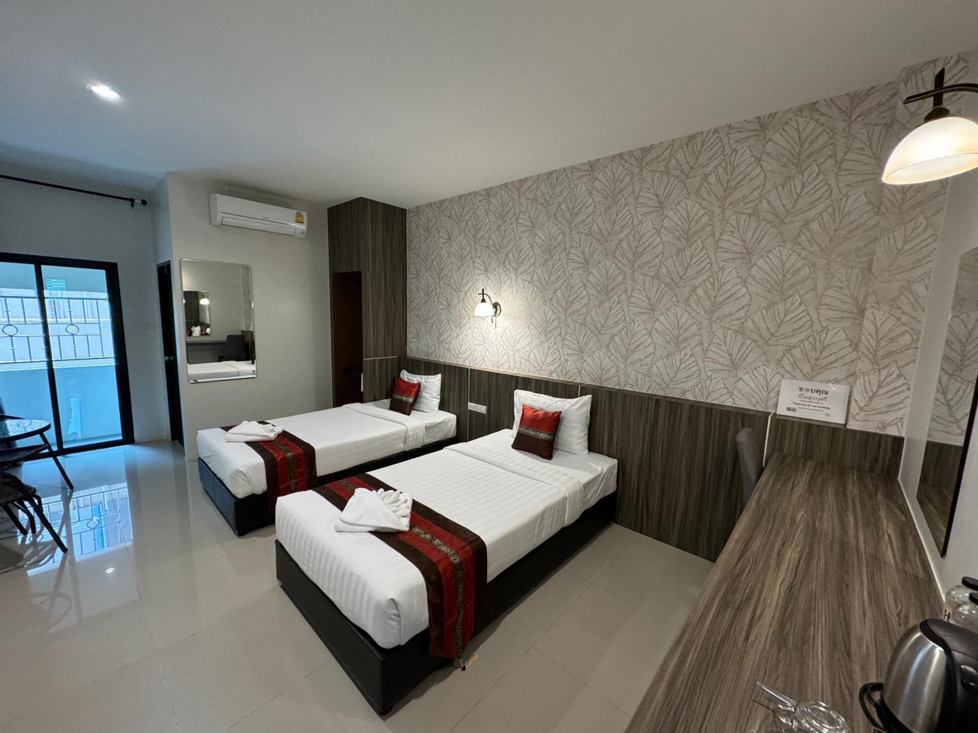 The Hub Suratthanl Surat Thani Luaran gambar