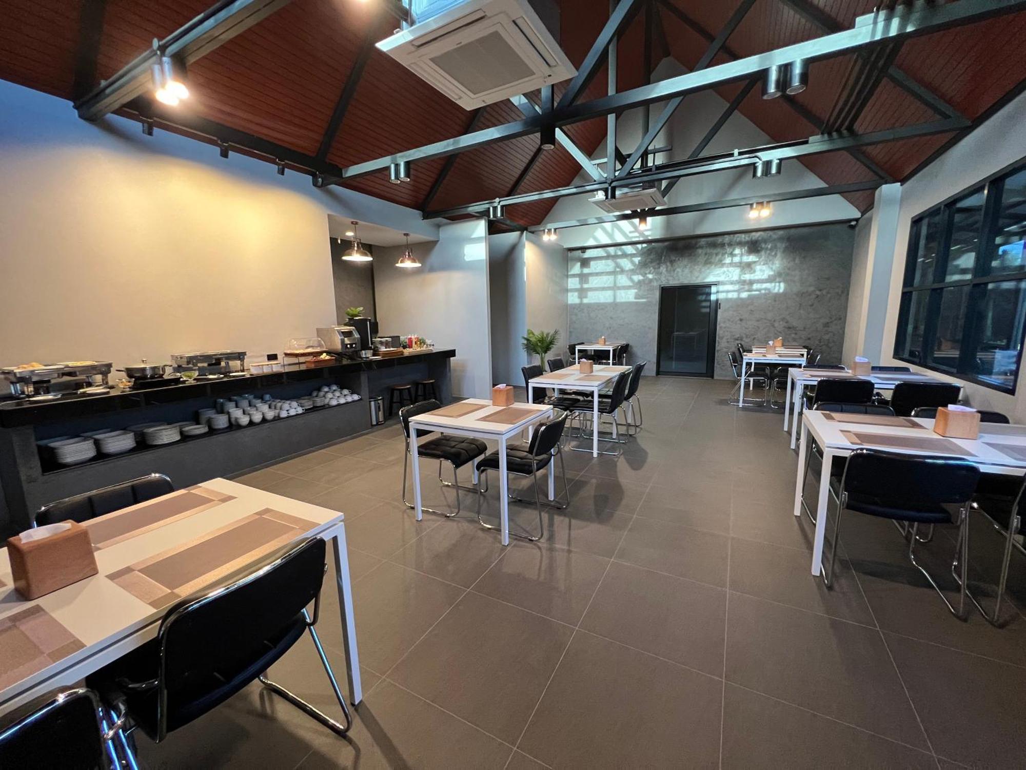 The Hub Suratthanl Surat Thani Luaran gambar